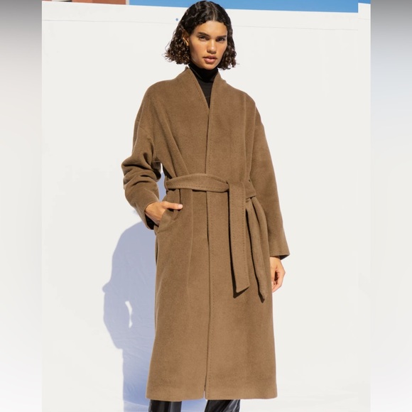 Aritzia Wilfred Raffles Coat - Cocoa Sand color - Picture 1 of 6